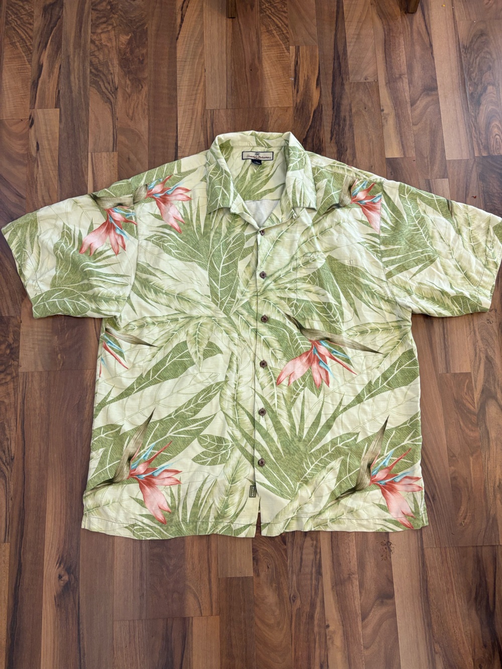 Tommy Bahama Men's Green Tropical Print Short-Sleeve Button-Up Shirt